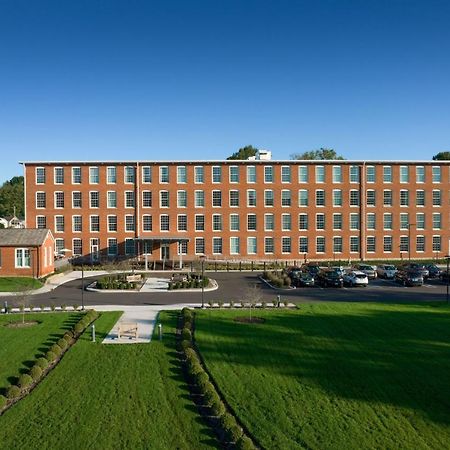 Fairfield Inn & Suites Madison Historic Eagle Cotton Mill Dış mekan fotoğraf