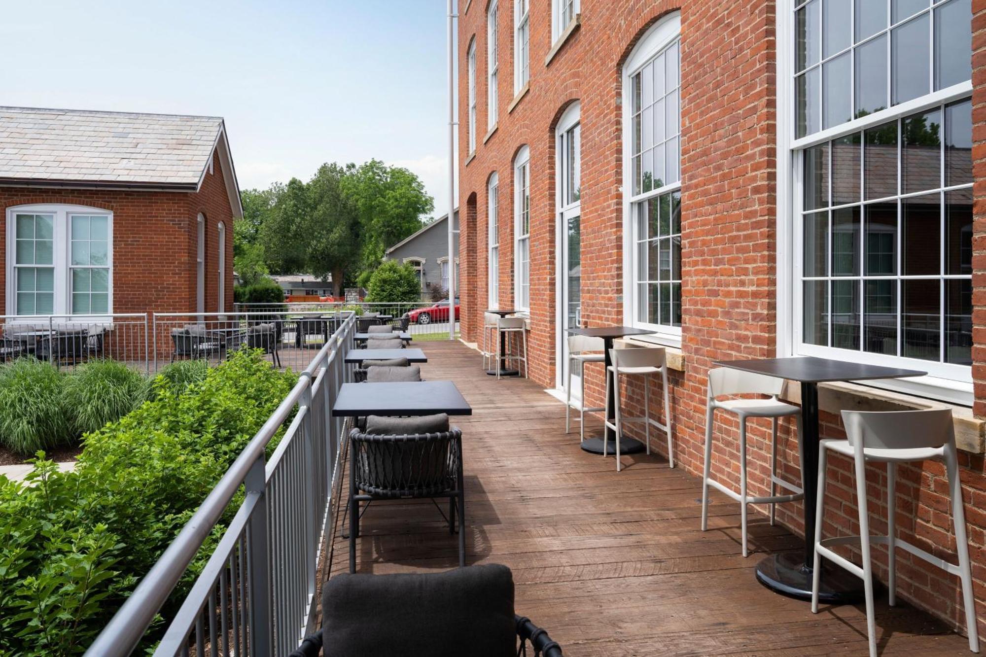 Fairfield Inn & Suites Madison Historic Eagle Cotton Mill Dış mekan fotoğraf